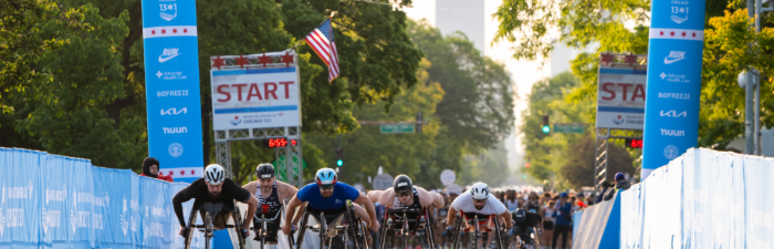 Wheelchair athletes starting the 2025 Bank of America Chicago 13.1