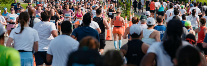 Participants running the 2025 Bank of America Chicago 13.1